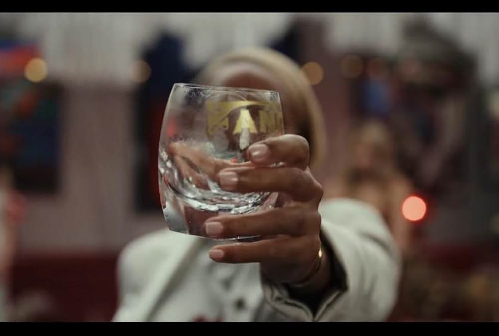 ナイブズ・アウト：グラス・オニオンの画像