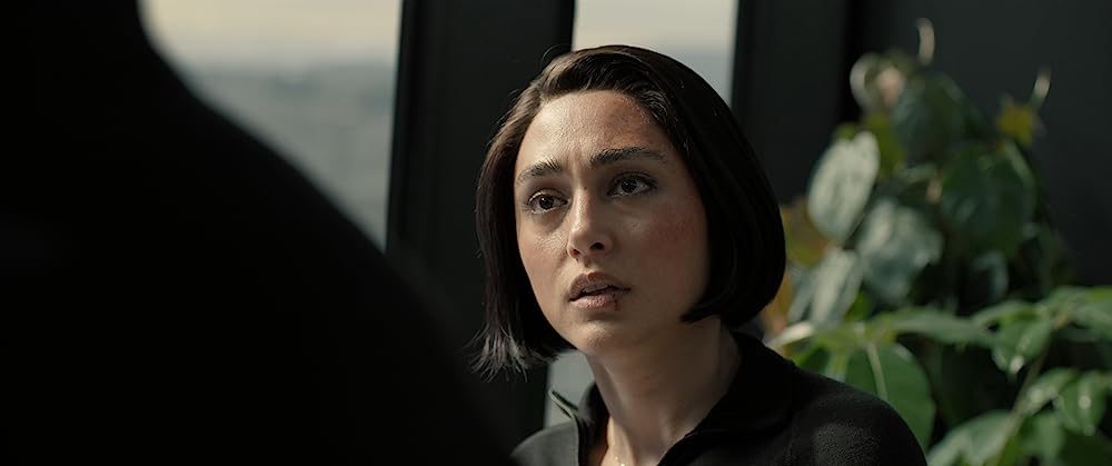 「タイラー・レイク 命の奪還2」ゴルシフテ・ファラハニの画像