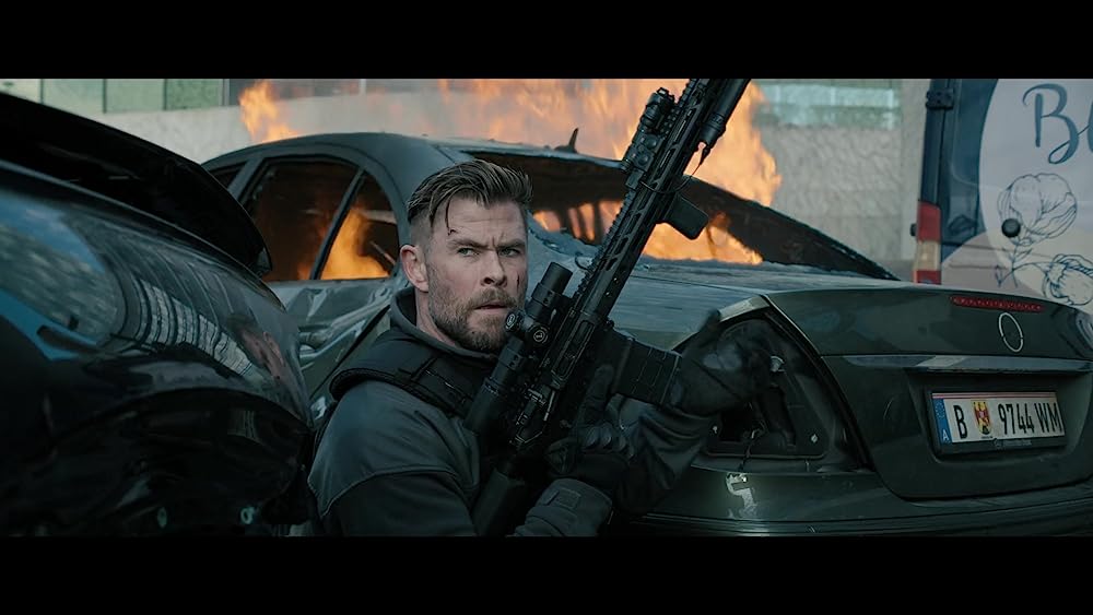 「タイラー・レイク 命の奪還2」クリス・ヘムズワースの画像