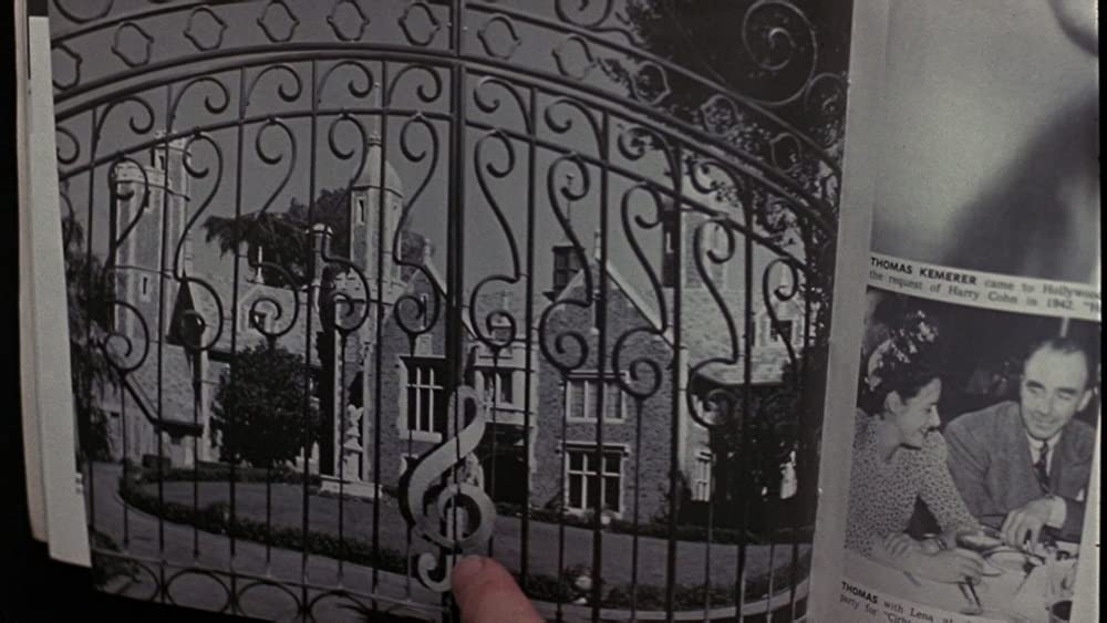 「愛と死の間で」の画像