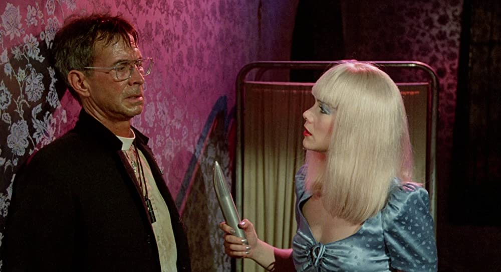 「クライム・オブ・パッション」アンソニー・パーキンス & キャスリーン・ターナーの画像