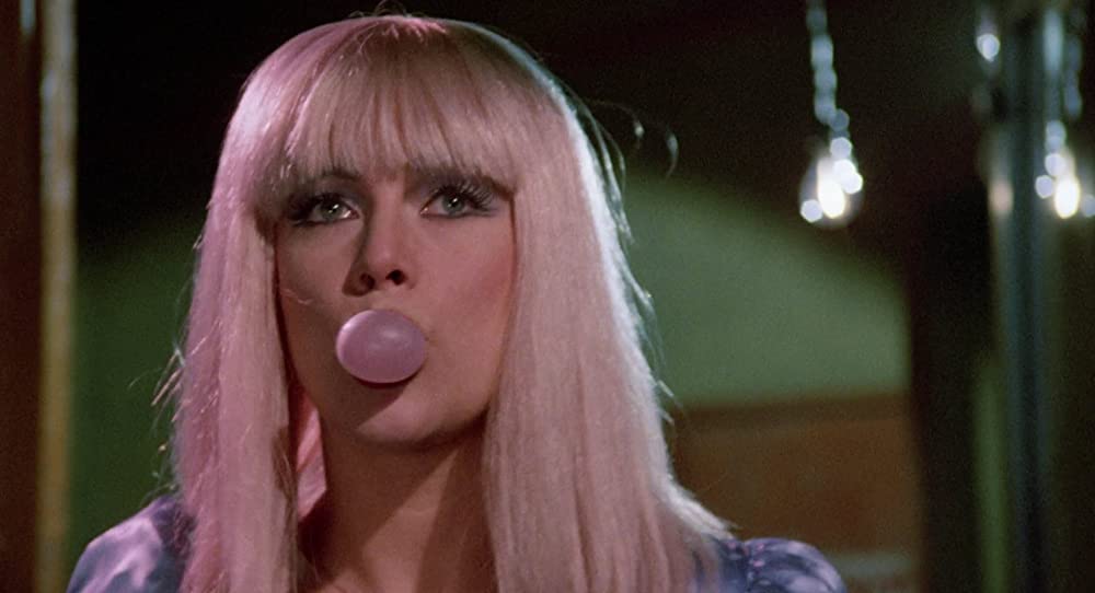 「クライム・オブ・パッション」キャスリーン・ターナーの画像