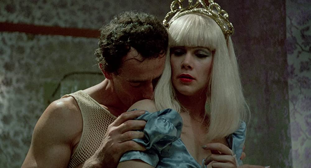 「クライム・オブ・パッション」キャスリーン・ターナーの画像