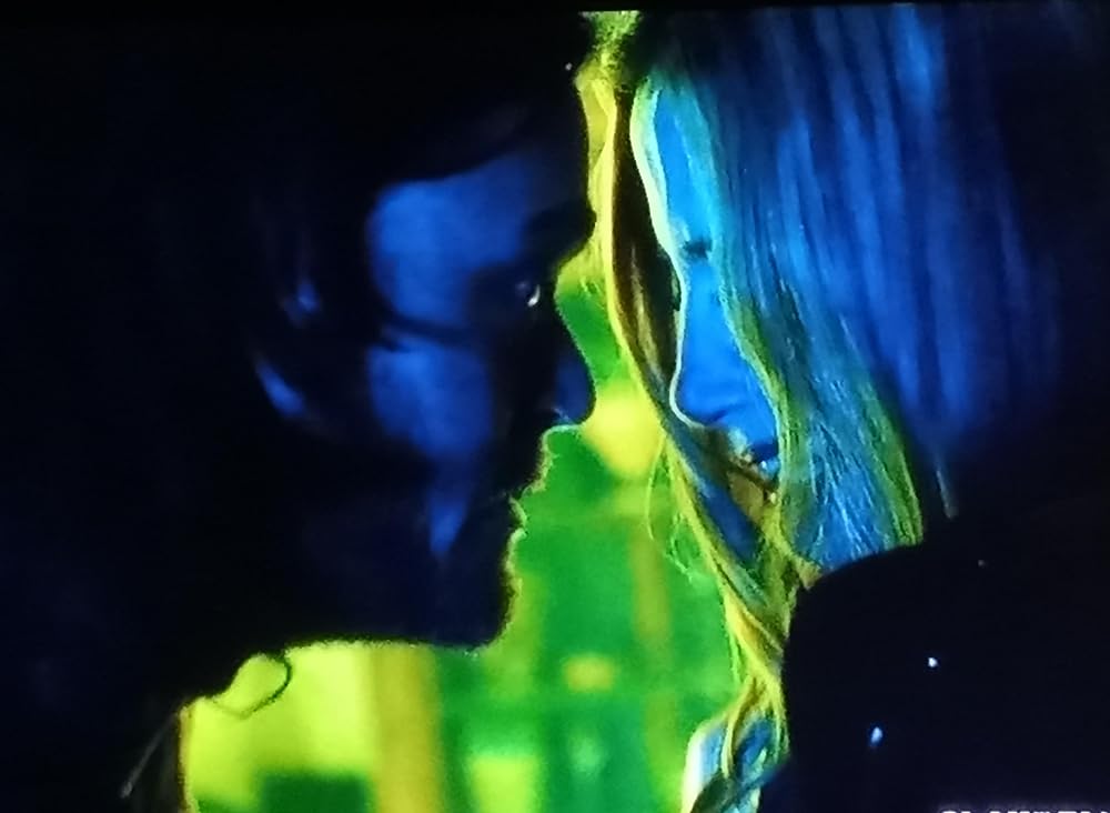 「セレブリティ 欲望とセックスの罠」ミラ・ソルビノ & クリストファー・バッカスの画像