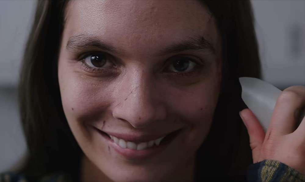 「スマイル」ケイトリン・ステイシーの画像