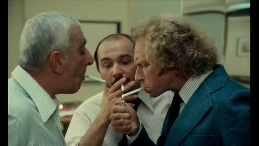 ル・ジュエ おもちゃにされた新聞記者の画像