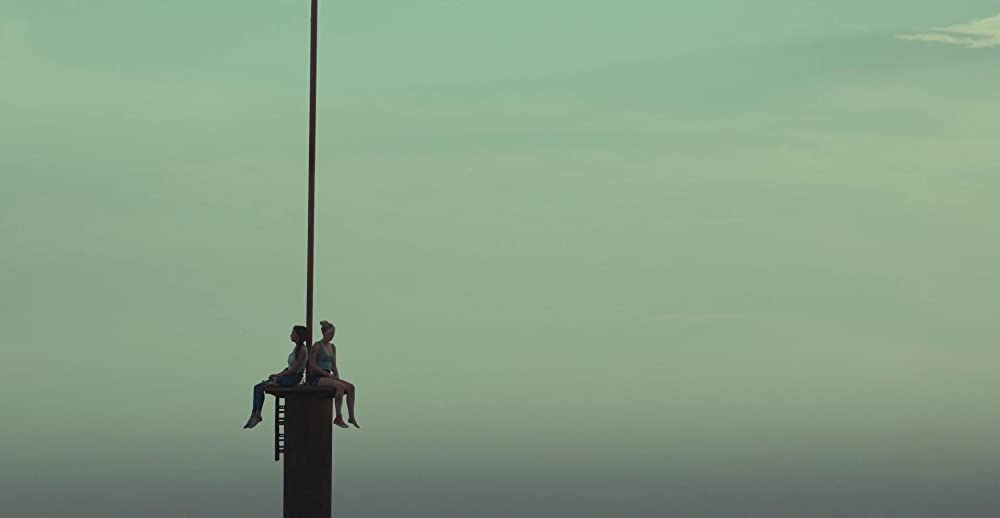 「FALL／フォール」グレイス・フルトン & バージニア・ガードナーの画像