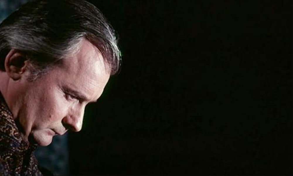 一寸先は闇の画像