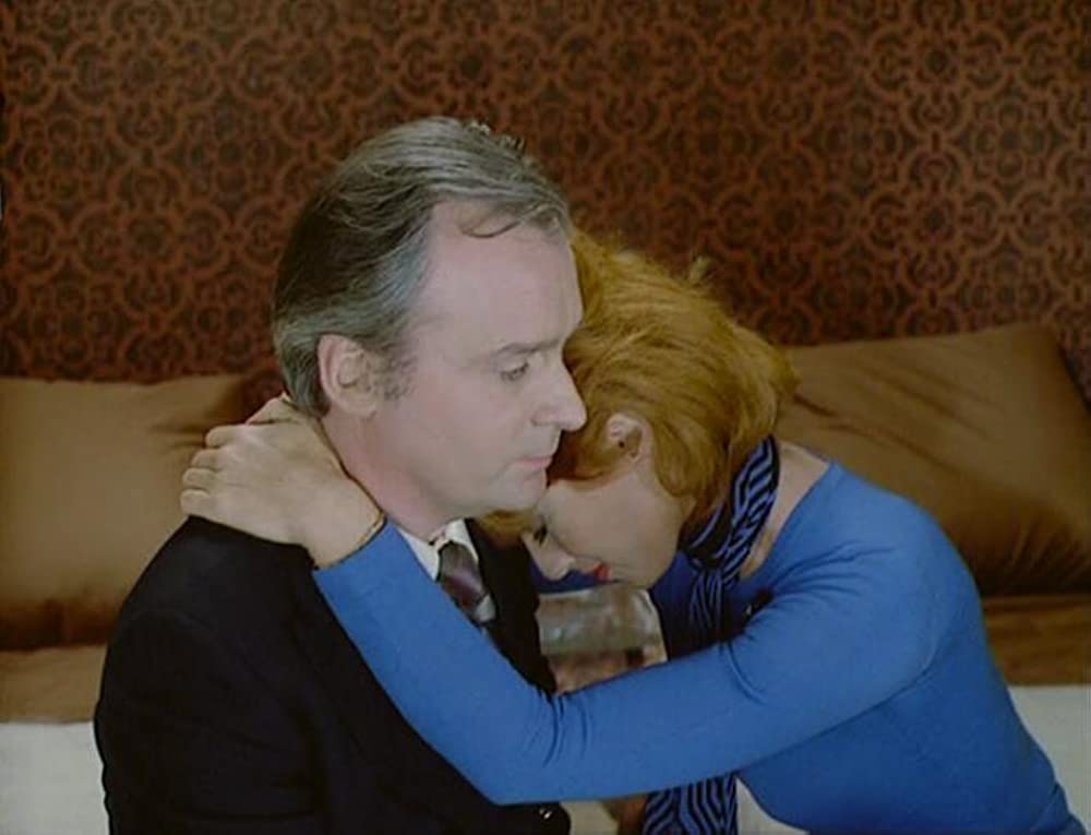 一寸先は闇の画像