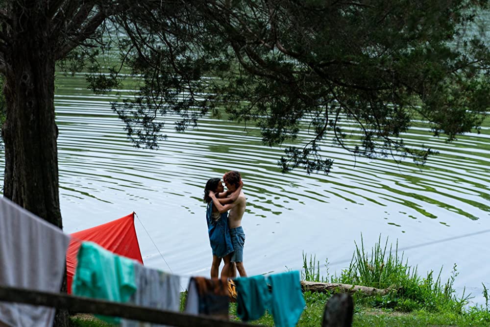 ボーンズ アンド オールの画像