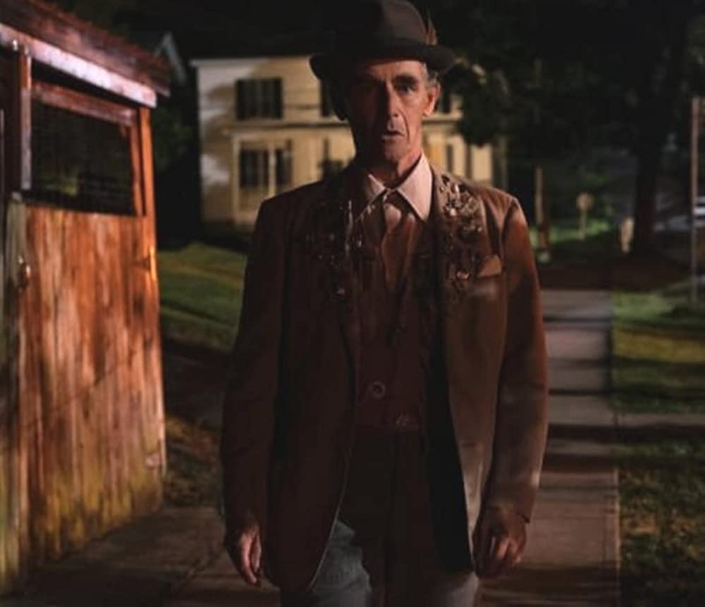 「ボーンズ アンド オール」マーク・ライランスの画像