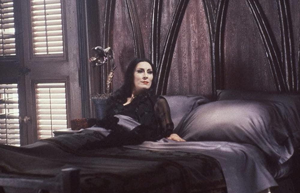 「アダムス・ファミリー」アンジェリカ・ヒューストンの画像