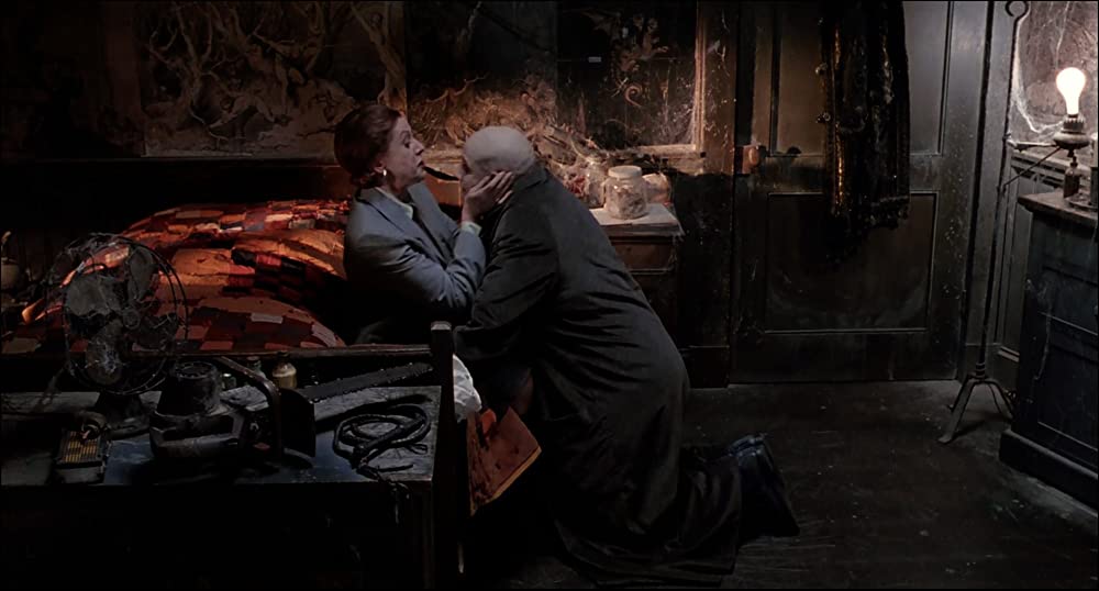 「アダムス・ファミリー」クリストファー・ロイド & エリザベス・ウィルソンの画像