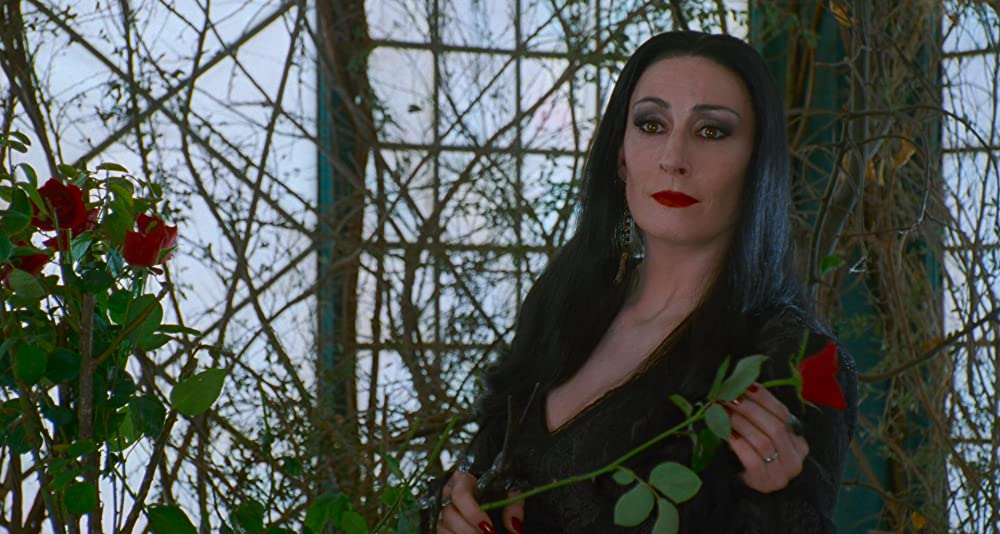 「アダムス・ファミリー」アンジェリカ・ヒューストンの画像