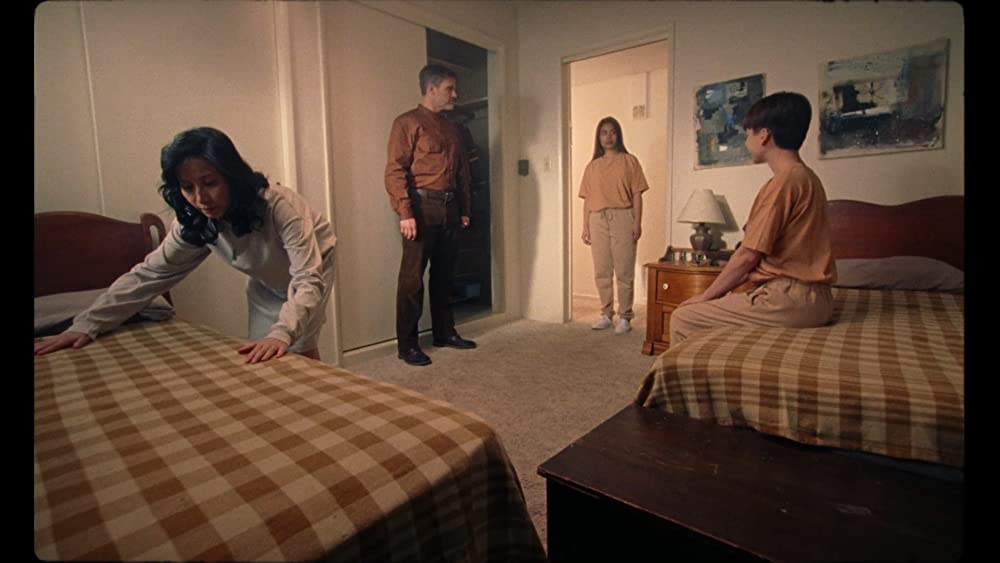 「ファミリー・プレイ」キャスパー・バン・ディーン & エリーズ・ディン & イアン・アレクサンダーの画像