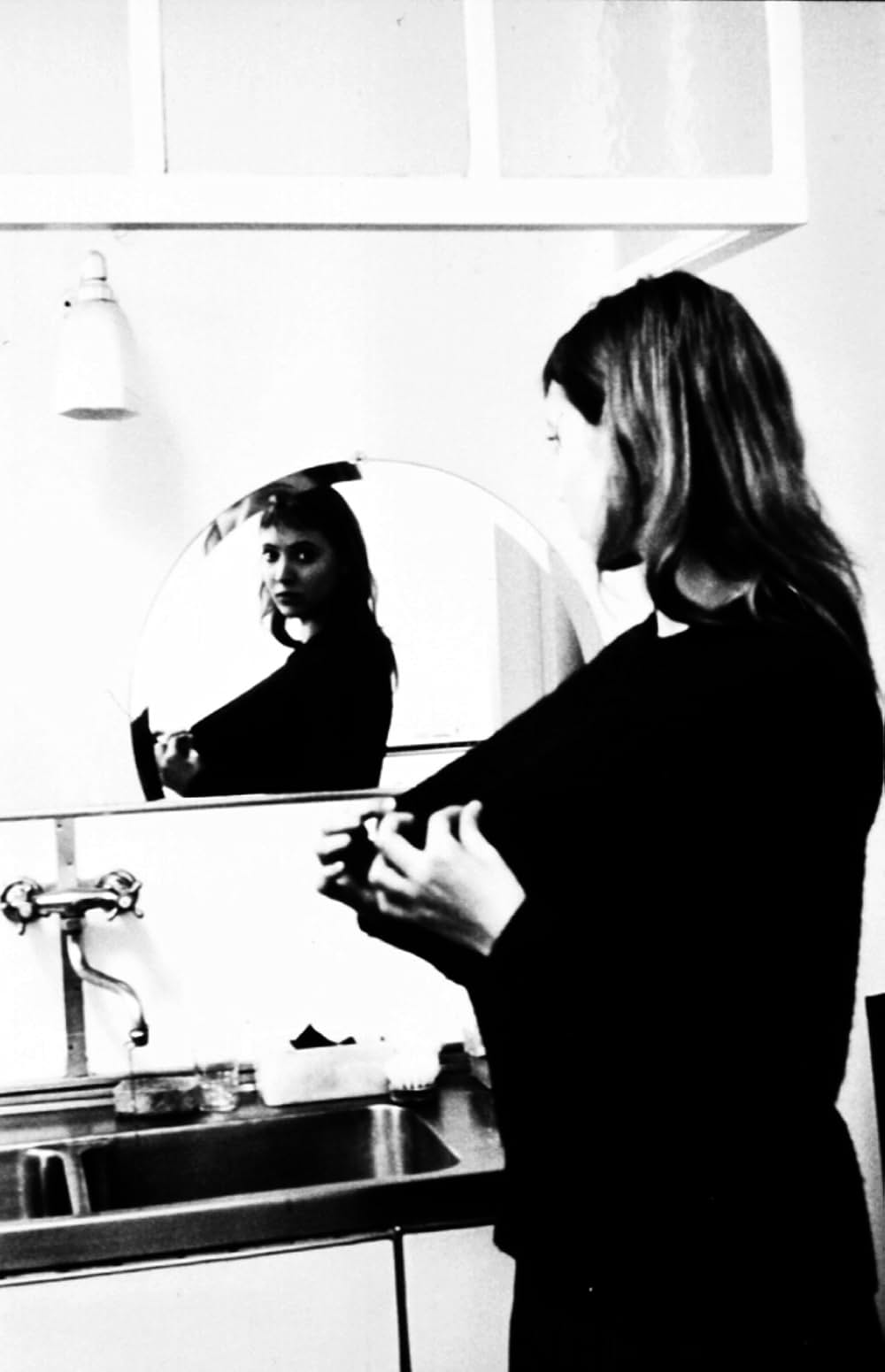 はなればなれにの画像