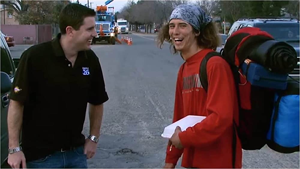 ヒッチハイカーKAI：手斧のヒーロー、その光と影の画像