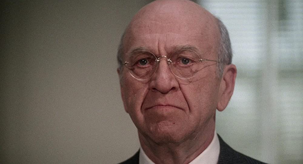 「愛と憎しみの伝説」ハワード・ダ・シルバの画像