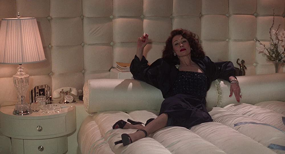 「愛と憎しみの伝説」フェイ・ダナウェイの画像