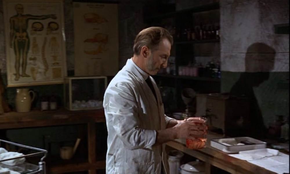 妖女ゴーゴンの画像