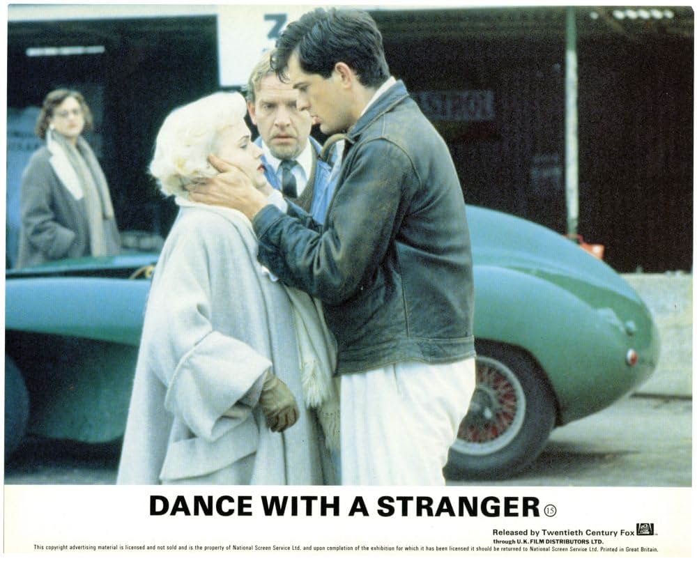 「ダンス・ウィズ・ア・ストレンジャー」の画像