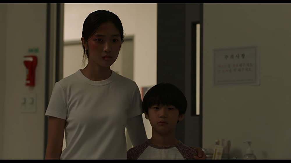 ブルドーザー少女の画像