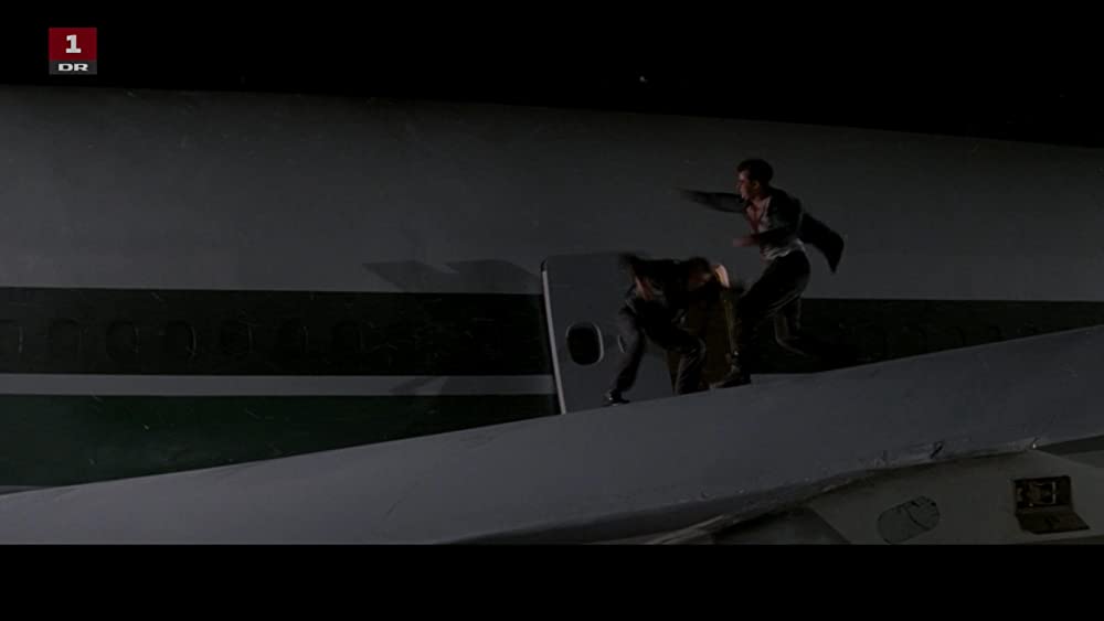 「ダイ・ハード2」ブルース・ウィリス & ウィリアム・サドラーの画像