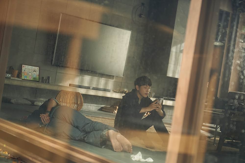 スマホを落としただけなのにの画像