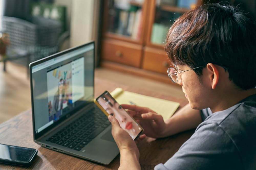 スマホを落としただけなのにの画像