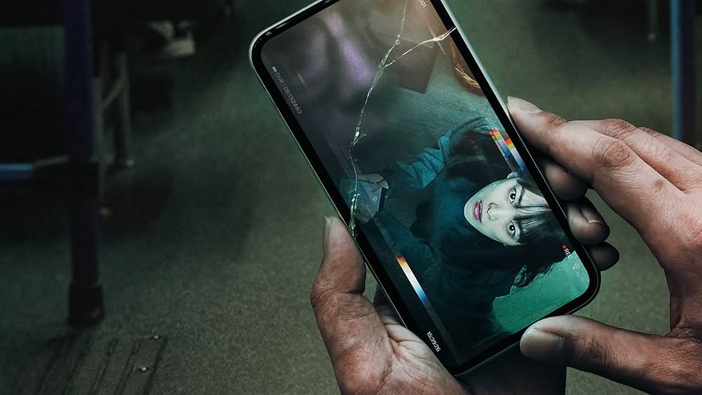 「スマホを落としただけなのに」の画像