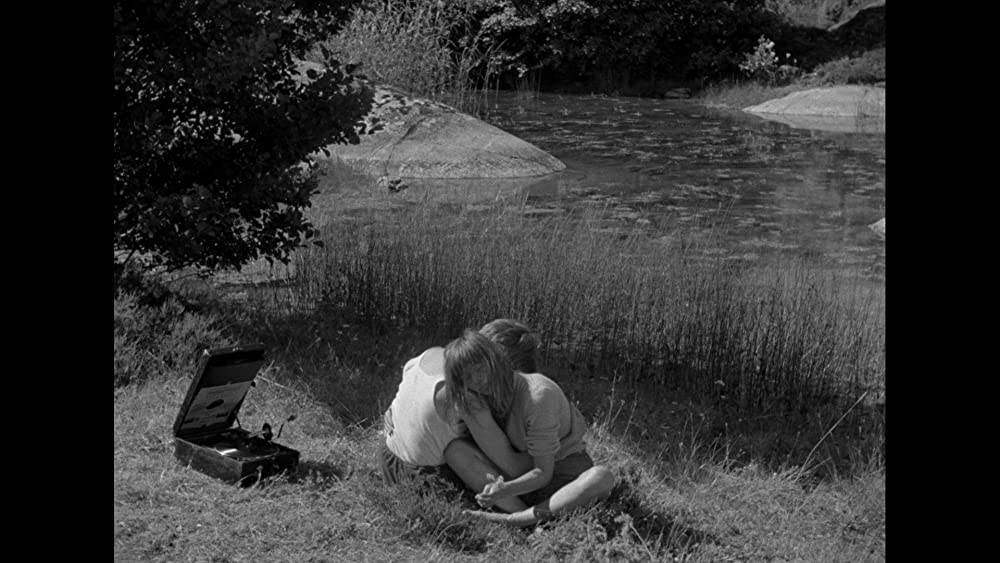 不良少女モニカの画像