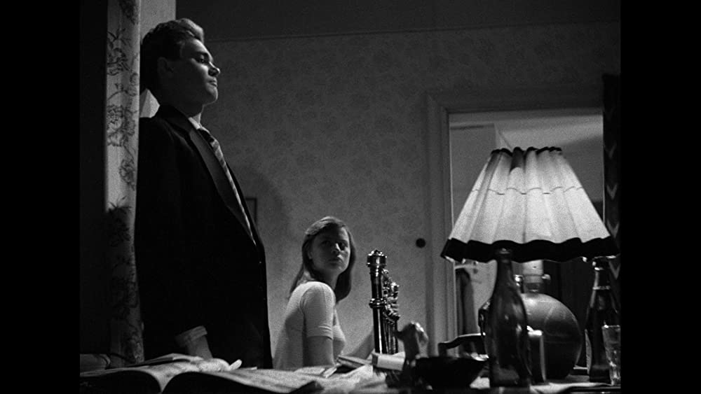 不良少女モニカの画像