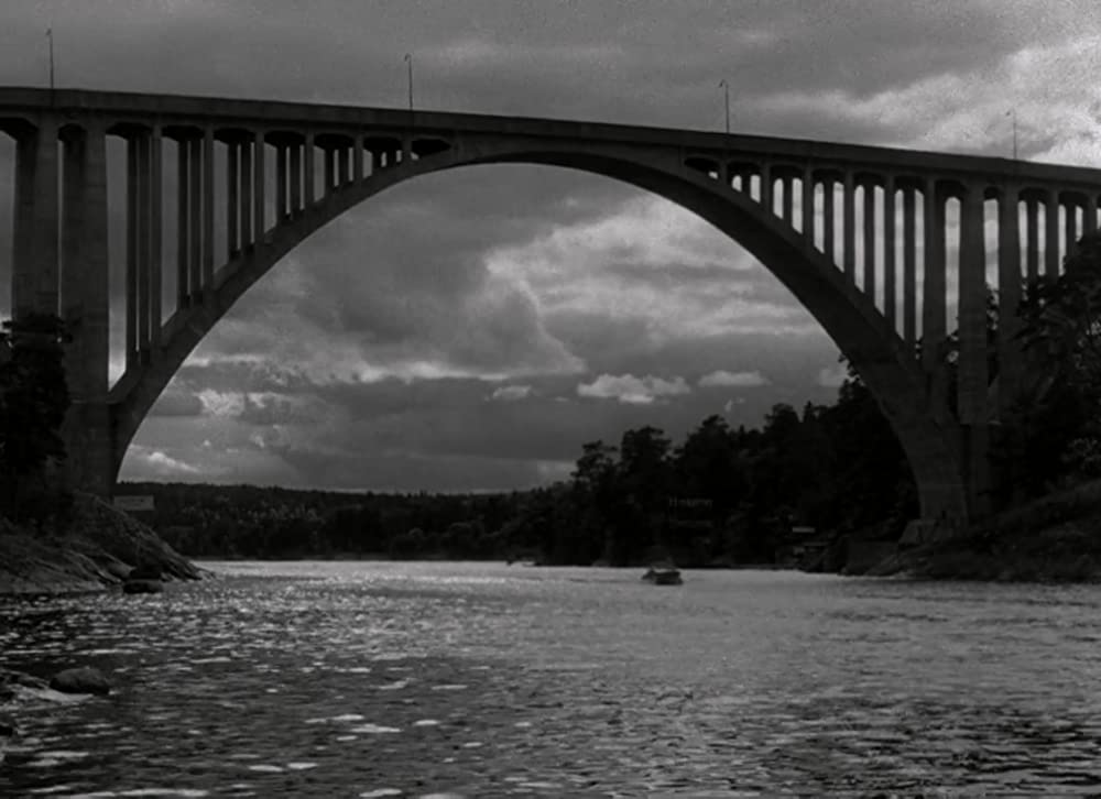 不良少女モニカの画像