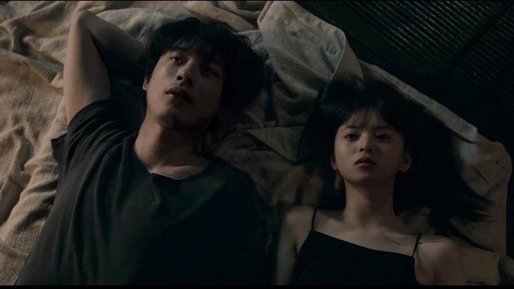 サイド バイ サイド 隣にいる人の画像