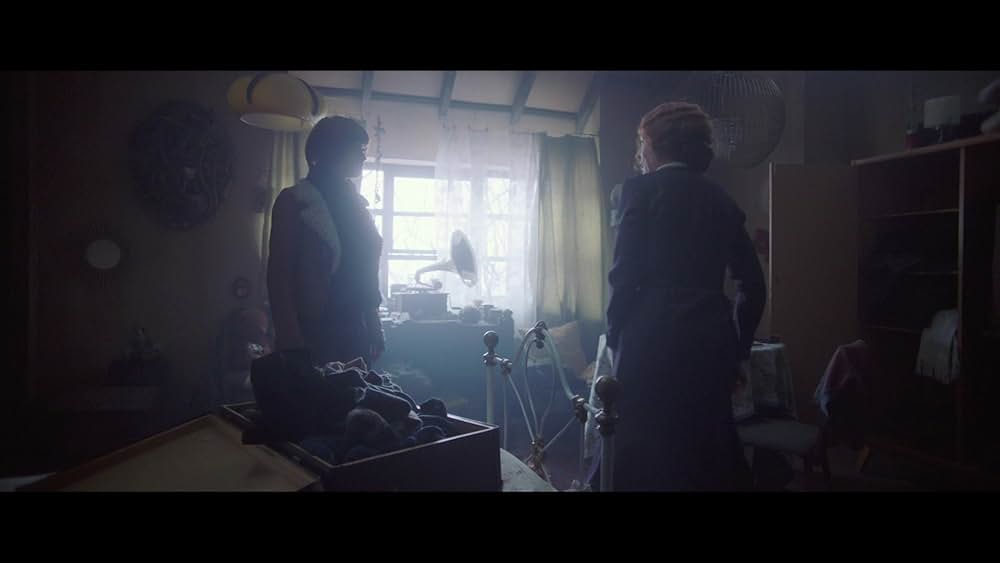 アビゲイル クローズド・ワールドの画像