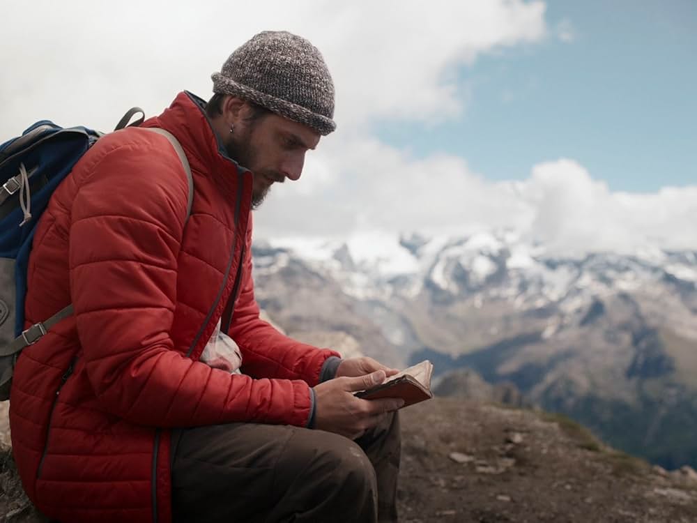 帰れない山の画像