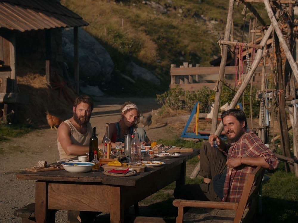 帰れない山の画像