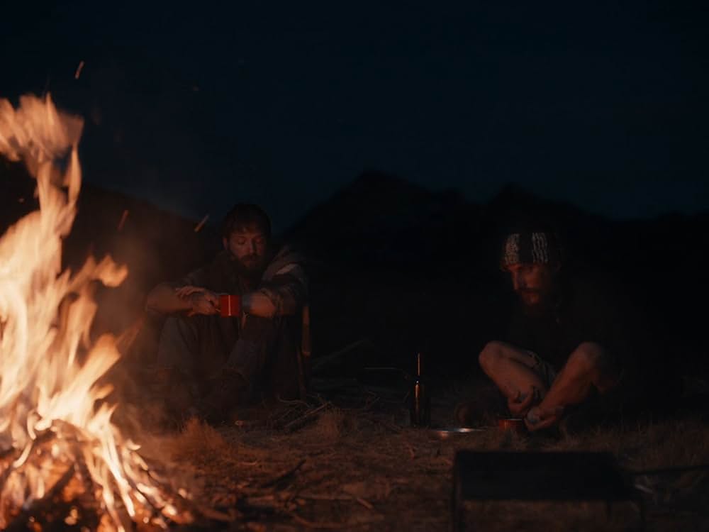 帰れない山の画像