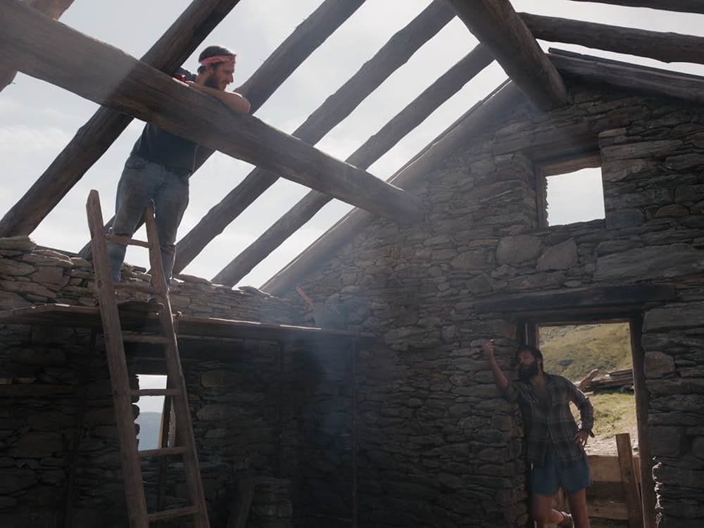 帰れない山の画像