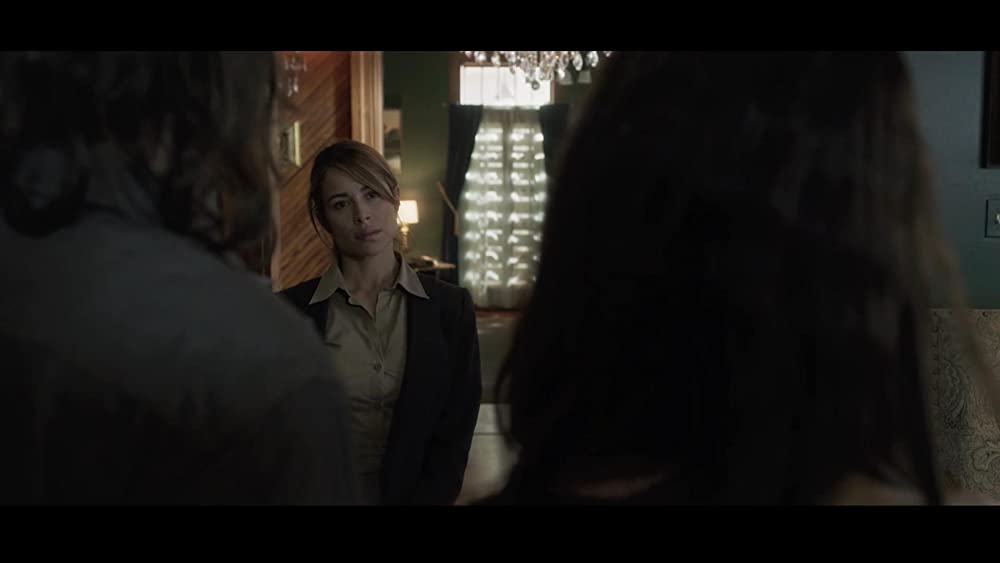 「ナイト・ストーム」ニコラス・ケイジ & ケイディー・ストリックランド & ズライ・エナオの画像