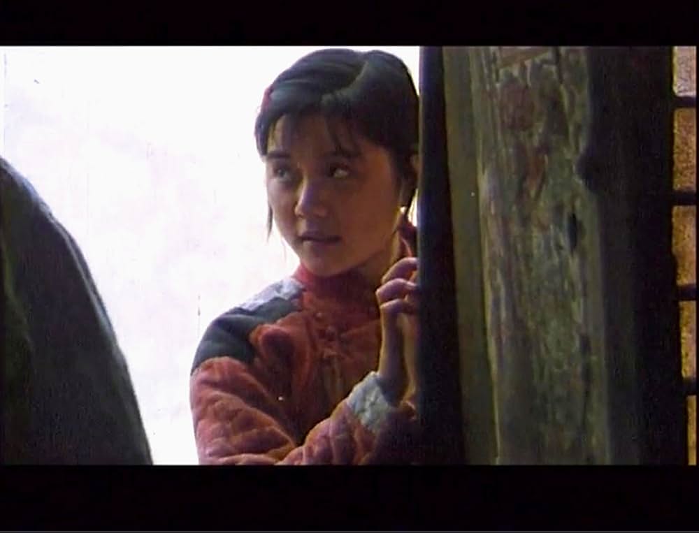 黄色い大地の画像