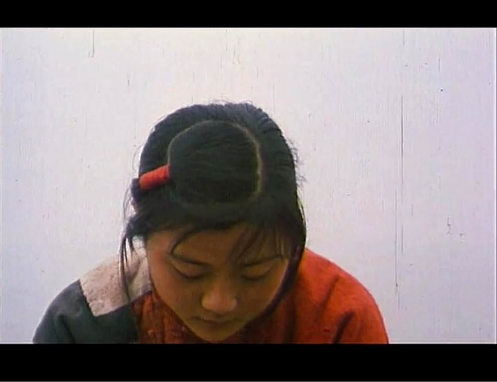 黄色い大地の画像