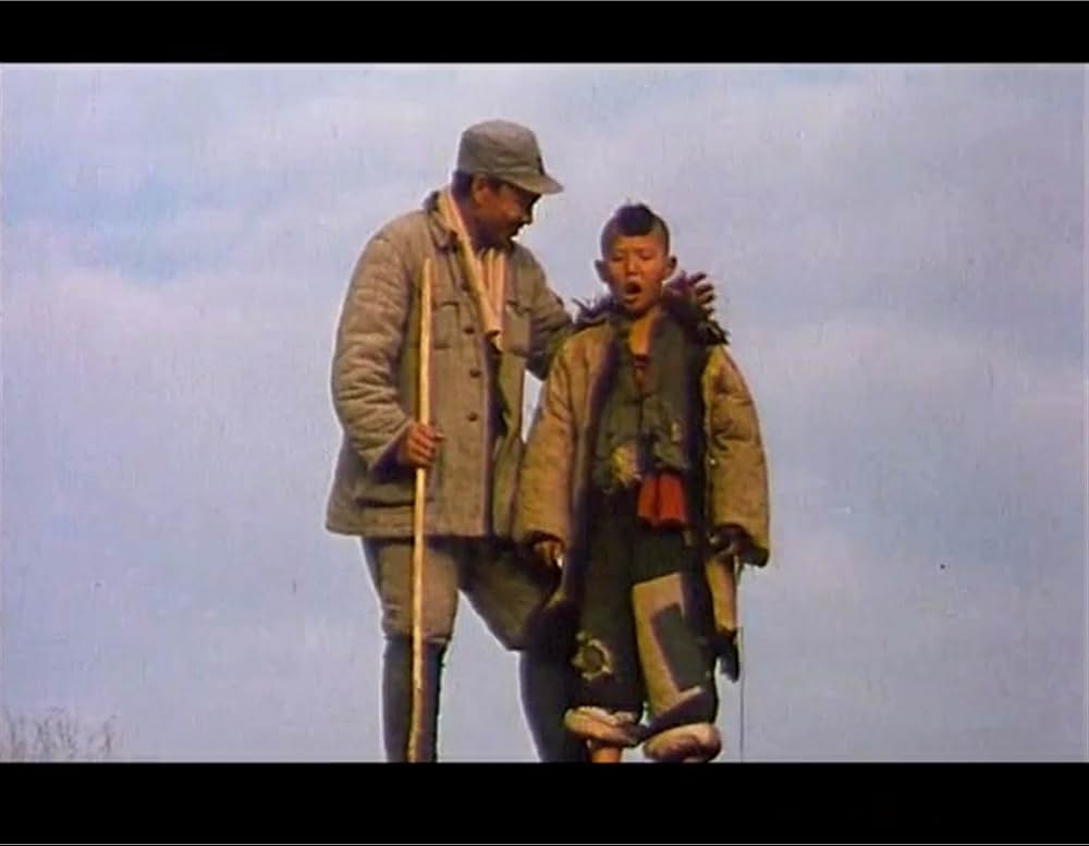 黄色い大地の画像