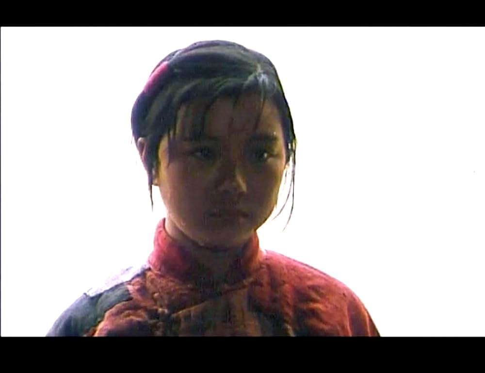 黄色い大地の画像