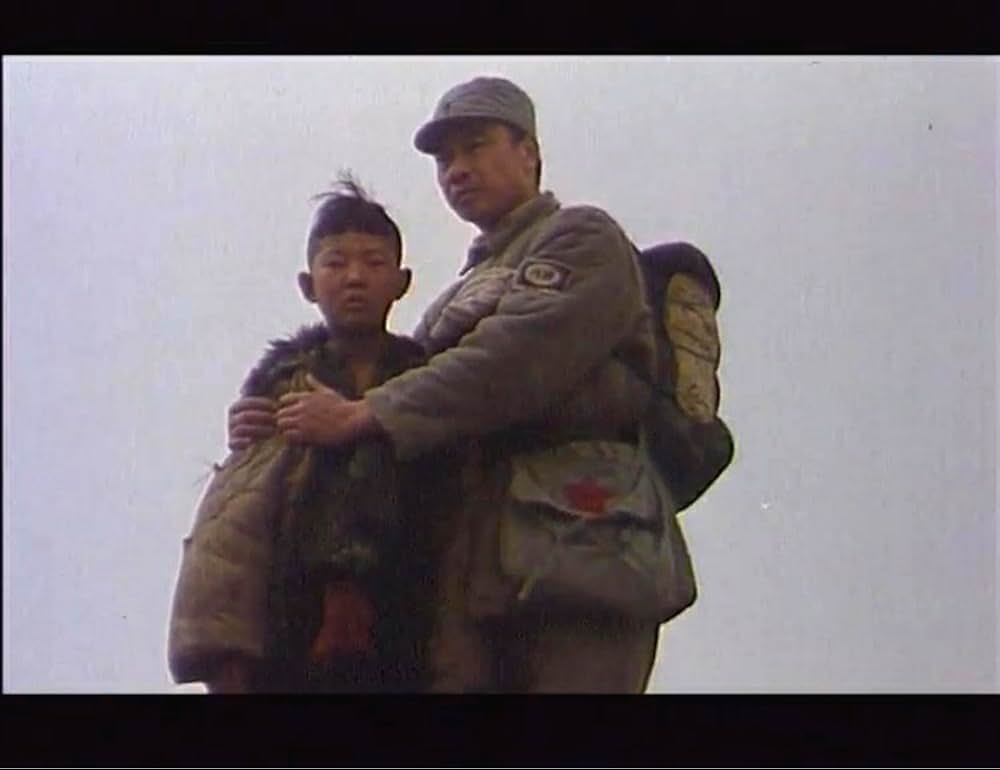 黄色い大地の画像