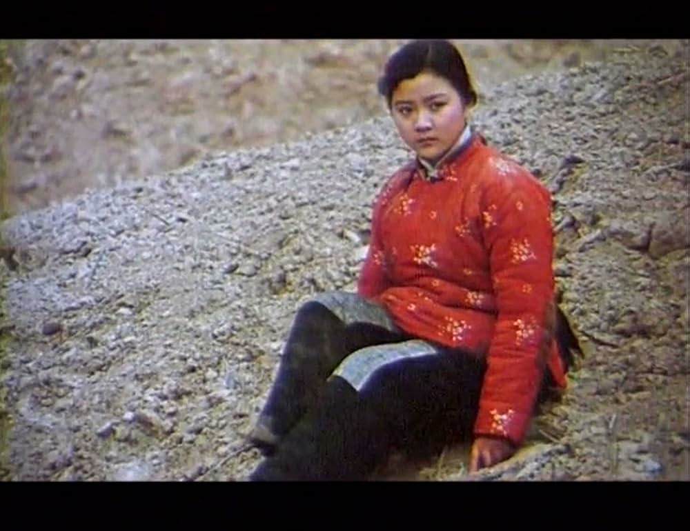 黄色い大地の画像