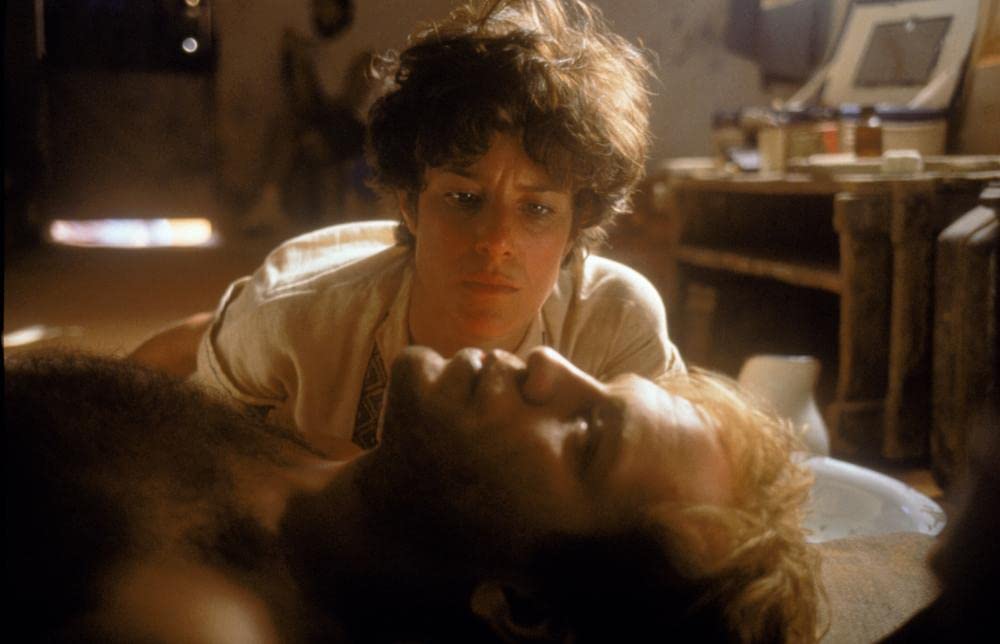 「シェルタリング・スカイ」ジョン・マルコビッチ & デブラ・ウィンガーの画像