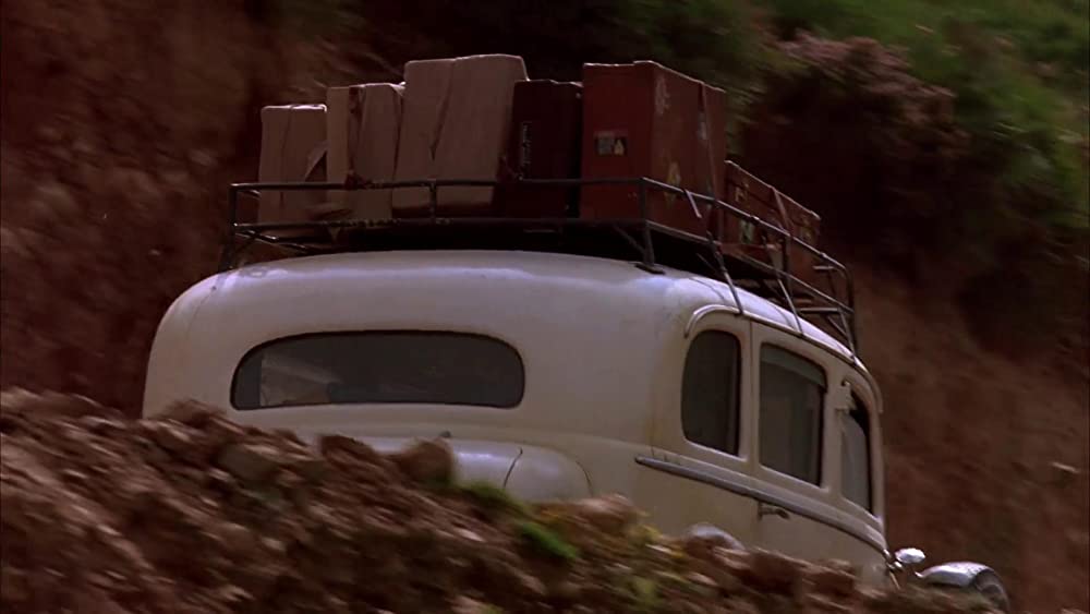 シェルタリング・スカイの画像