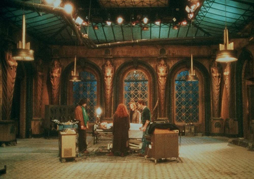 「フラットライナーズ」ケビン・ベーコン & ジュリア・ロバーツ & ウィリアム・ボールドウィン & キーファー・サザーランド & オリバー・プラットの画像