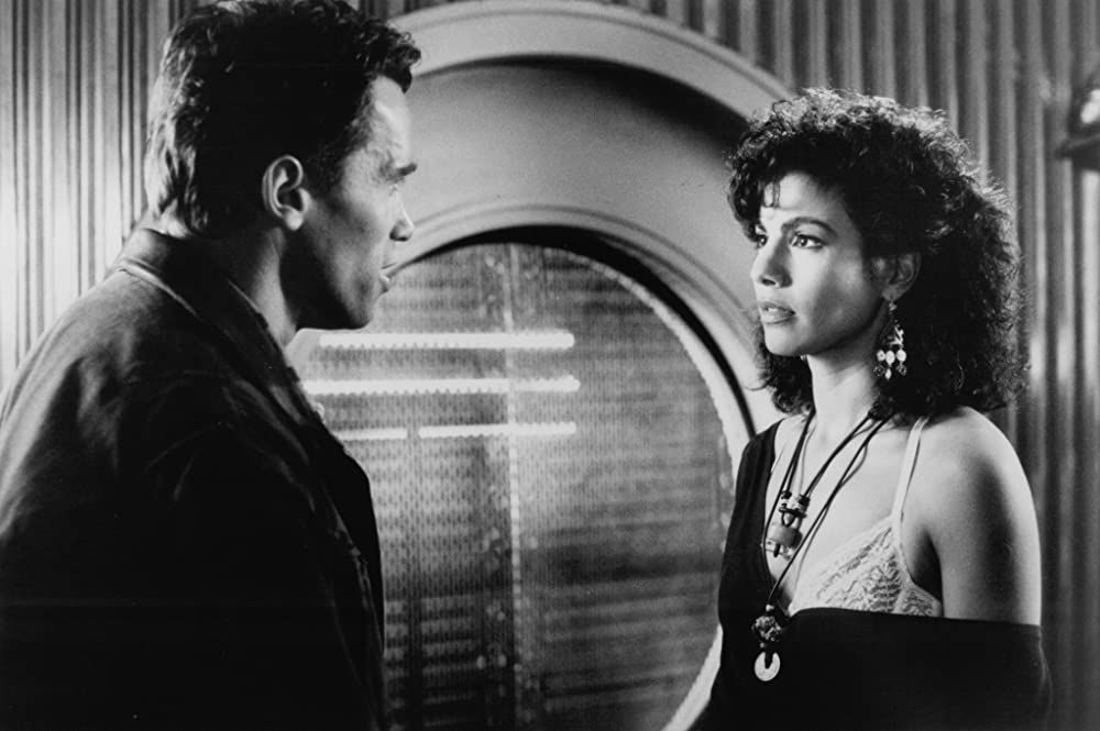 「トータル・リコール ４Kデジタルリマスター」アーノルド・シュワルツェネッガー & レイチェル・ティコティンの画像